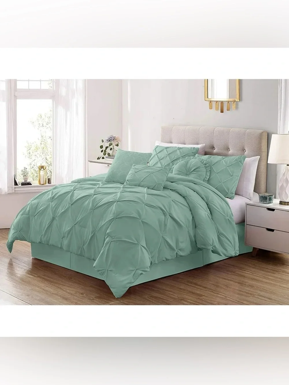 Seafoam king 3 piece Pintuck Comforter Set